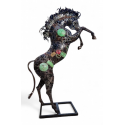 Sculpture cheval cabré en métal recyclé – pièce unique 3 m
